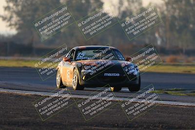 media/Jan-13-2024-CalClub SCCA (Sat) [[179f4822a7]]/Group 7/Sunset (Race)/